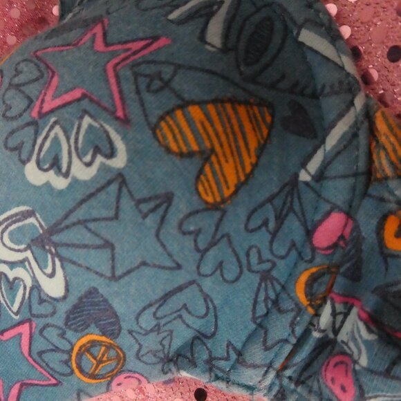 G:21 | size 34A | Blue Underwire Bra | Stars - Peace - Hearts - Picture 6 of 9